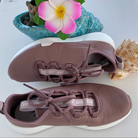 ashin modern sneaker